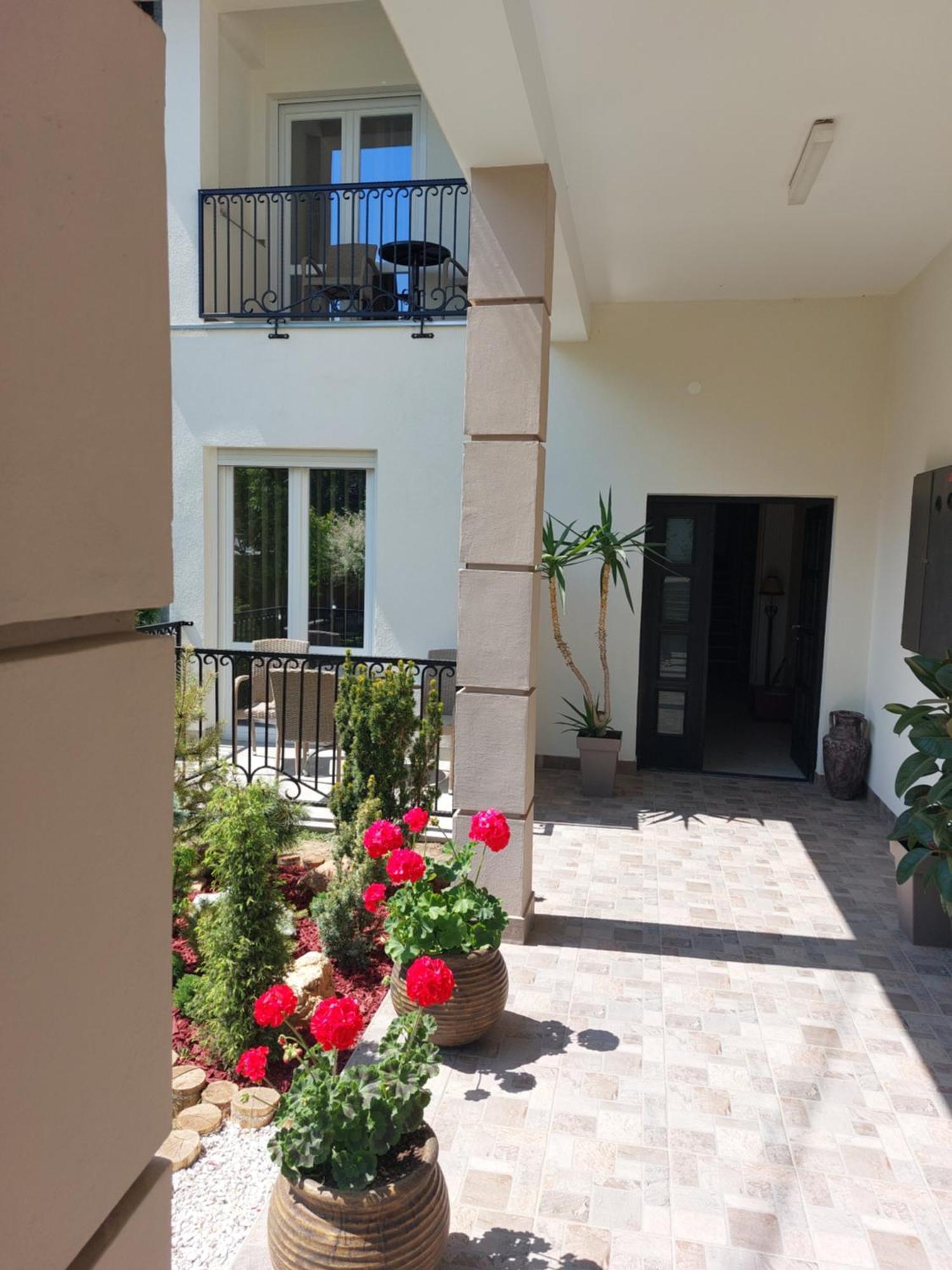 Apartmani Radulovic Vrnjačka Banja Rum bild