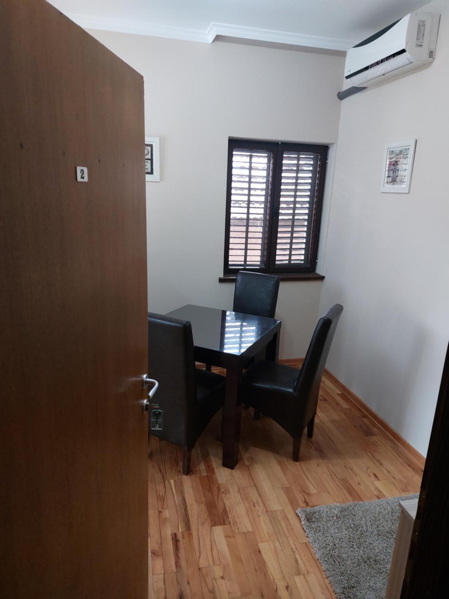 Apartmani Radulovic Vrnjačka Banja Rum bild