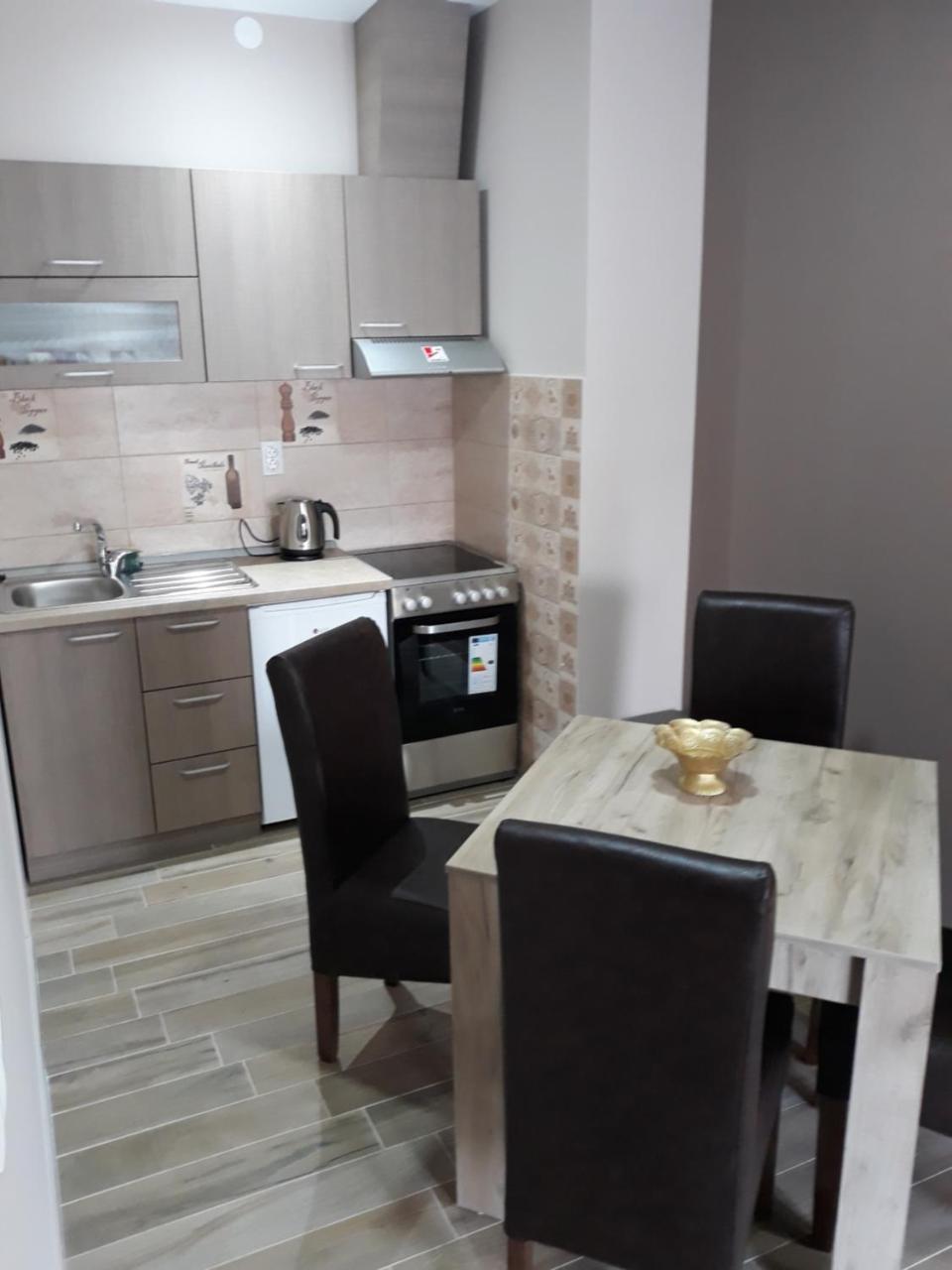 Apartmani Radulovic Vrnjačka Banja Exteriör bild